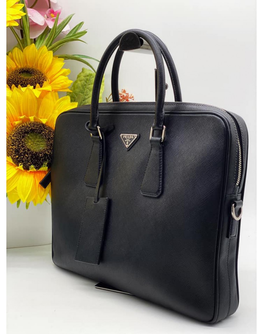 Prada saffiano hotsell leather briefcase